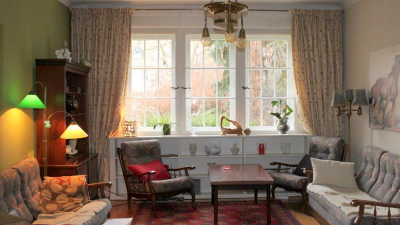 Der Wohnbereich im Erdgeschoss rechts