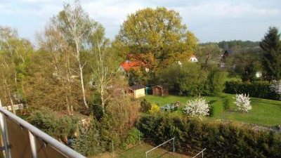 Zwei Whg jeweils 74 m&sup2; mit Balkon und eine Whg mit 46 m&sup2; ohne Balkon