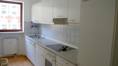 11_nachhause-immobilien_34e2fa773aa2d7beac4744490af97283cd3e2c23 Zu bequem f&uuml;r Best Ager ... Fahrstuhl, Einbauk&uuml;che, Garagenstellplatz und S&uuml;d-Balkon