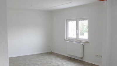 und einem darüber liegenden, und einem darüber liegenden,