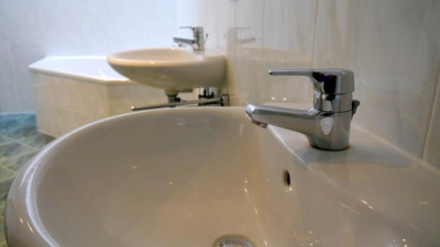 und Badezimmer, alles R&auml;ume der ersten Ebene,