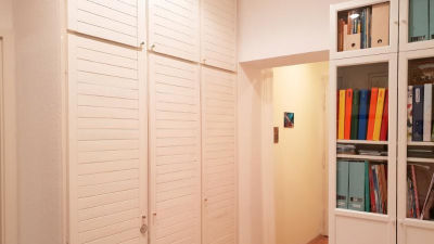 mit 2 Zimmern auf ca. 53 m&sup2; Wohnfl&auml;che.