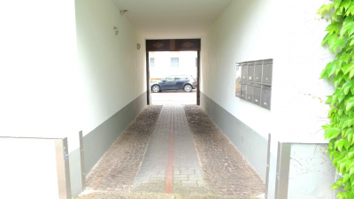 bestehend aus 4 Mieteinheiten bestehend aus 4 Mieteinheiten