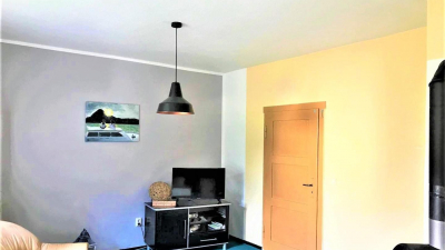 ... Doppelhaush&auml;lfte mit gro&szlig;em Grundst&uuml;ck