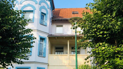 02_nachhause-immobilien_f6fe8bbc5aa8faf2ad3237b738b89e8276e6b7cf Nur wenige Meter bis zum blauen Gl&uuml;ck ... Ferienwohnung mit Balkon im sch&ouml;nsten Seeheilbad Mecklenburg Vorpommerns
