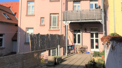 ist unterkellert und bietet eine Wohnfl&auml;che