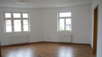 01_nachhause-immobilien_67daf1543a4ba55350f0ef1626dc87381f88d0c0 Zu Fu&szlig; in die City ... Dachgeschosswohnung am Arthur-Bretschneider-Park