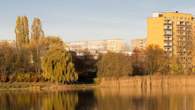 Der Erholungspark L&ouml;&szlig;nig-D&ouml;litz ist in 5 Minuten erreicht,