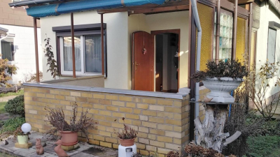 Zum Verkauf steht ein Wohngrundst&uuml;ck