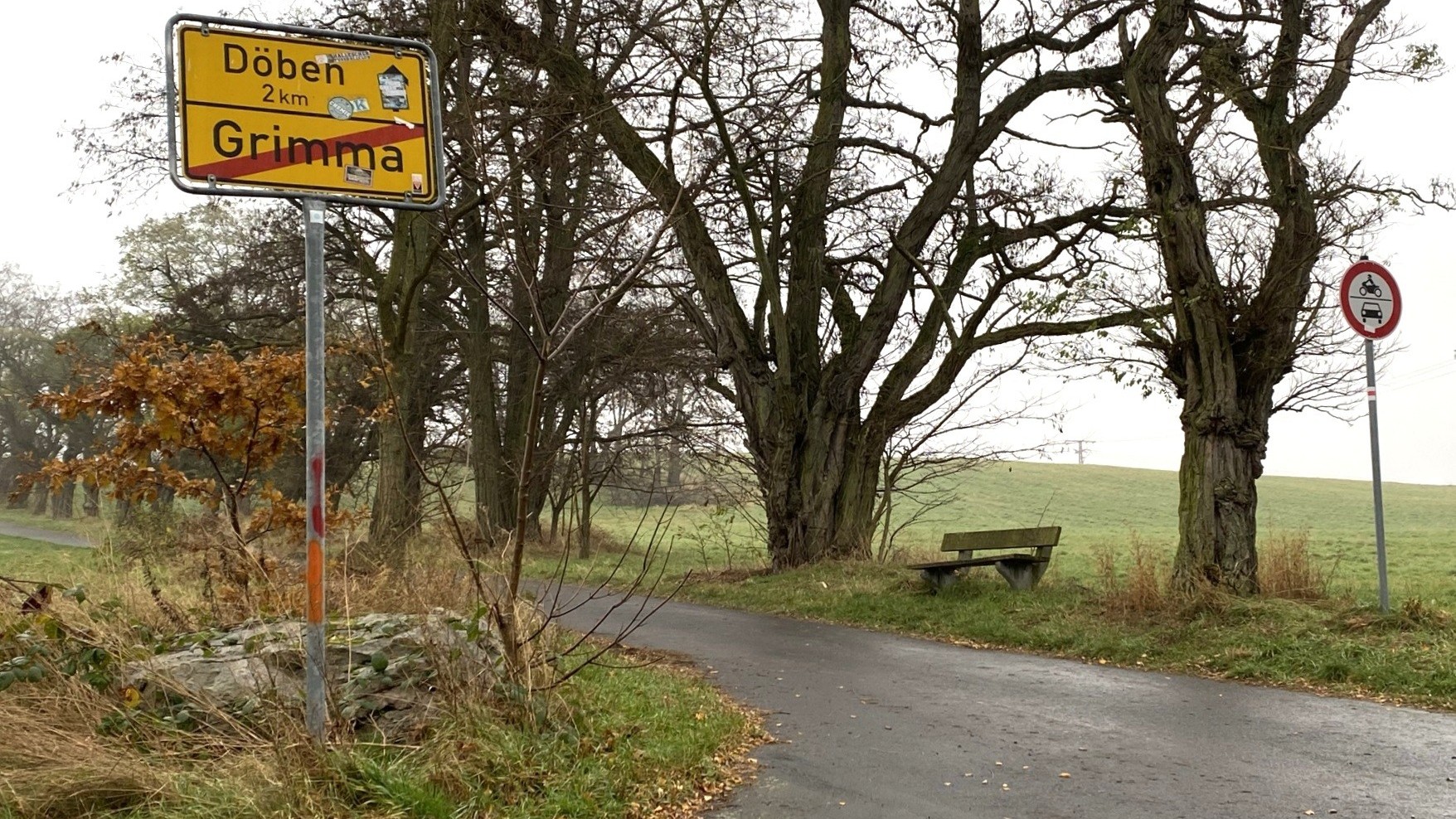 am Grundst&uuml;ck vorbei- 