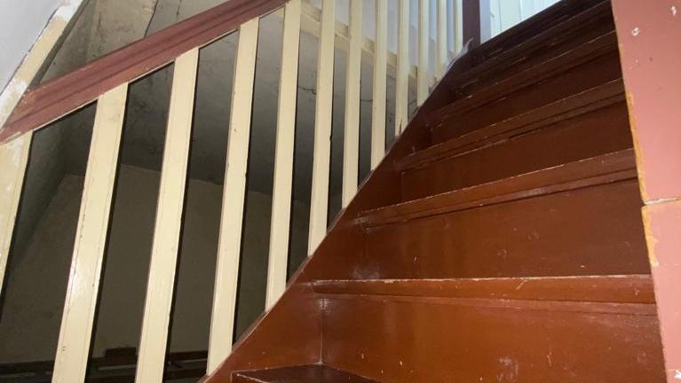 Auf der R&uuml;ckseite bietet das Grundst&uuml;ck