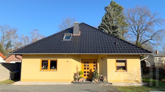 08_nachhause-immobilien_9b93b269-b139-4572-b5f7-c4ce04e99507_bild Reserviert ... Ein moderner Wohntraum mit Swimmingpool, Ausbaureserve und gro&szlig;em Garten