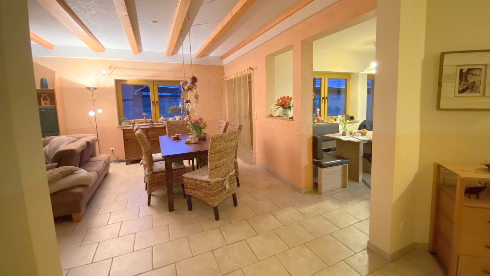 18_nachhause-immobilien_210e1fa9-7a05-4986-a3f8-9ae0f249d0bd_bild Reserviert ... Ein moderner Wohntraum mit Swimmingpool, Ausbaureserve und gro&szlig;em Garten