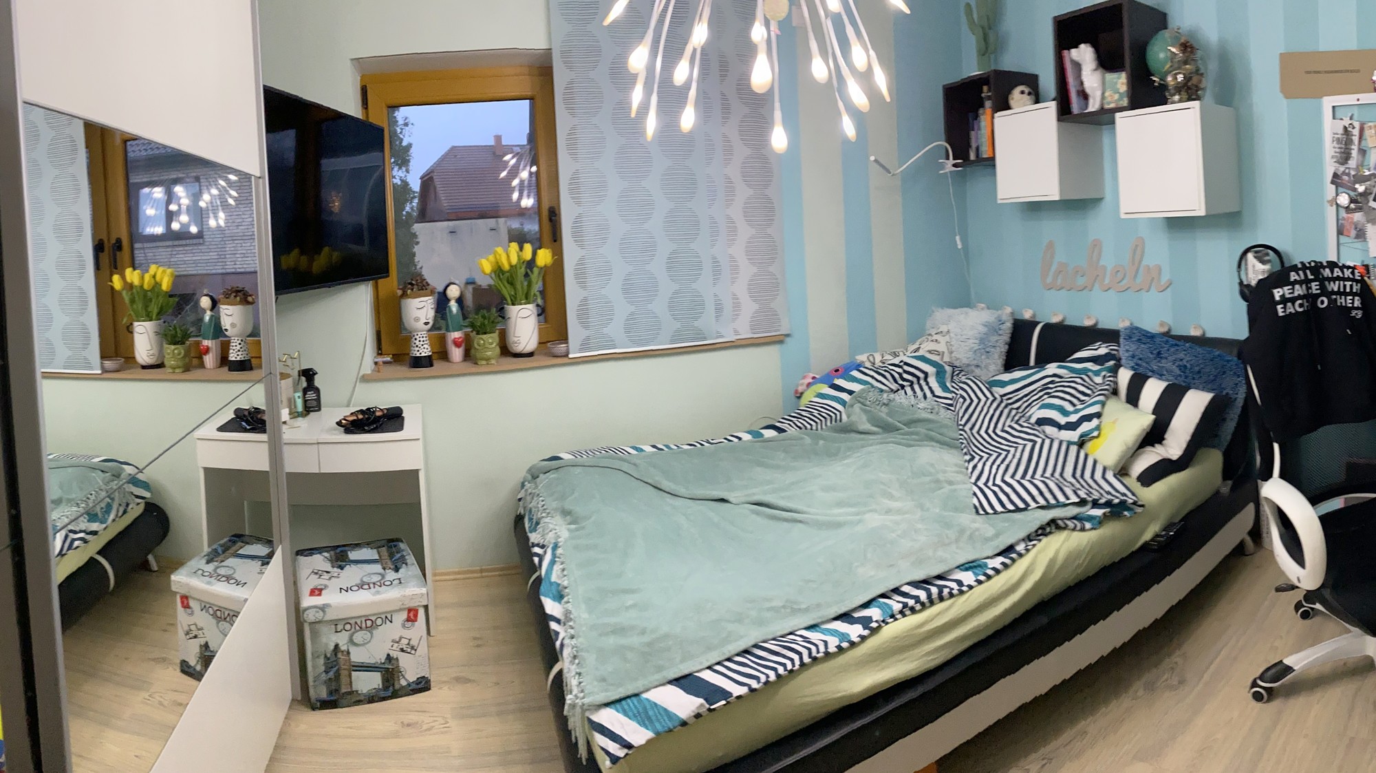 19_nachhause-immobilien_0934bc14-5f09-49ce-a2ad-1463071ce45d_bild Reserviert ... Ein moderner Wohntraum mit Swimmingpool, Ausbaureserve und gro&szlig;em Garten