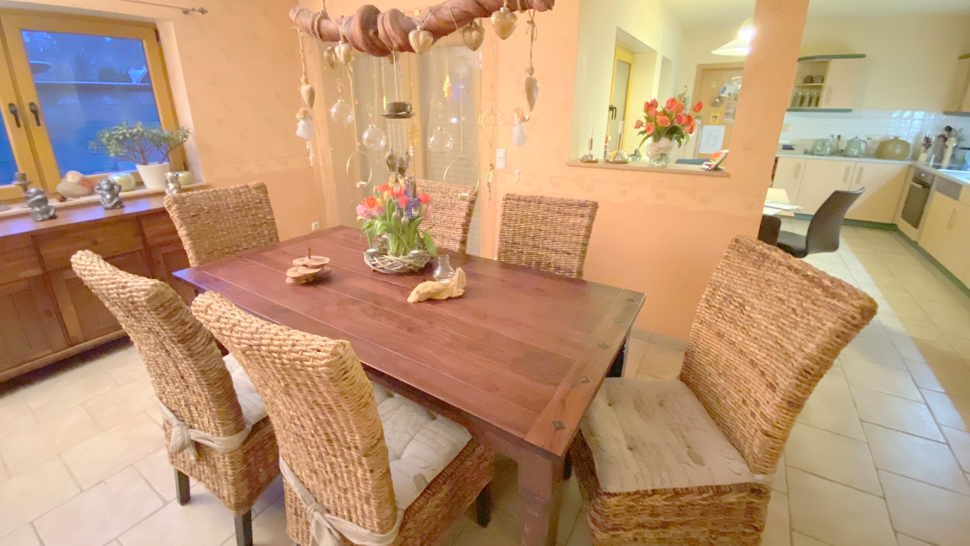 40_nachhause-immobilien_63e1fd4c-2de9-4e72-8fc6-e6f4222a0310_bild Reserviert ... Ein moderner Wohntraum mit Swimmingpool, Ausbaureserve und gro&szlig;em Garten