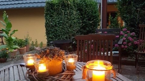 51_nachhause-immobilien_769f1396-a541-4016-922d-12ecffe3637d_bild Reserviert ... Ein moderner Wohntraum mit Swimmingpool, Ausbaureserve und gro&szlig;em Garten