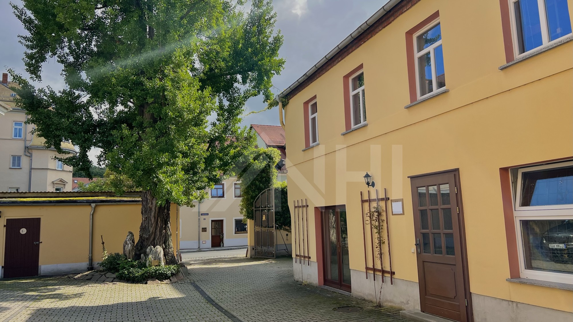 Verkauft ... Toplage trifft Preisupdate ... Historisches Ensemble mit Potenzial im Herzen Grimmas