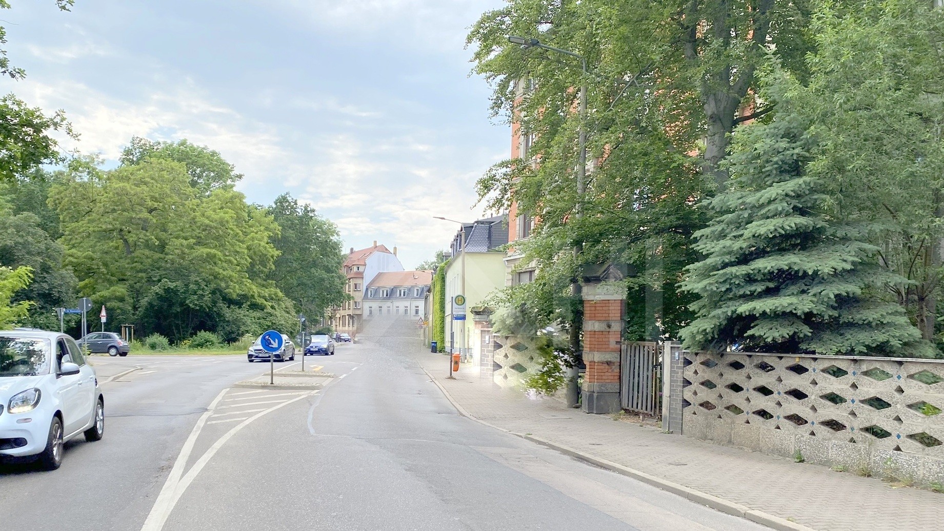 08_nachhause-immobilien_1c3e44c6-9503-406d-86fa-0efb8152de37_bild Gartenstadt und Industrieromantik ... Zweifamilienwohnhaus mit viel Potential