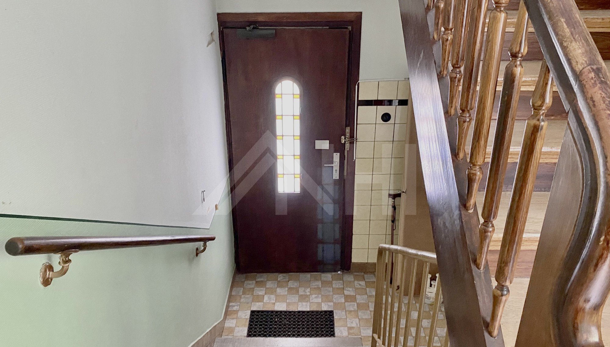 11_nachhause-immobilien_30aa2904-5cec-4136-abfe-1726f98bfee8_bild Gartenstadt und Industrieromantik ... Zweifamilienwohnhaus mit viel Potential