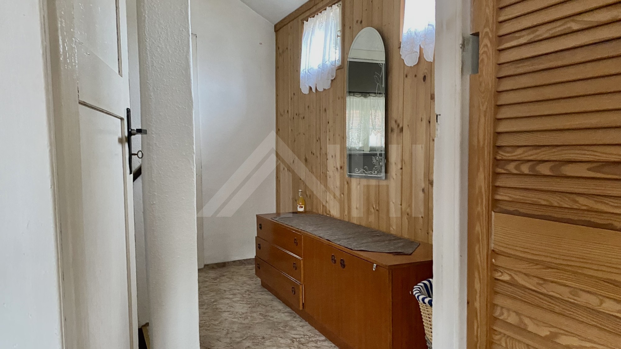 Renovierungs- und Sanierungsarbeiten