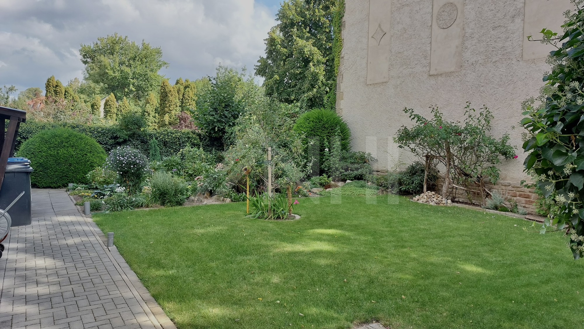 05_nachhause-immobilien_0ac3569e-9a77-489b-aabb-a3de8564ca7a_bild Top- Rendite, Top-Zustand, Top-Mieter ... SORGLOS Mehrfamilienwohnhaus in Wittenberg