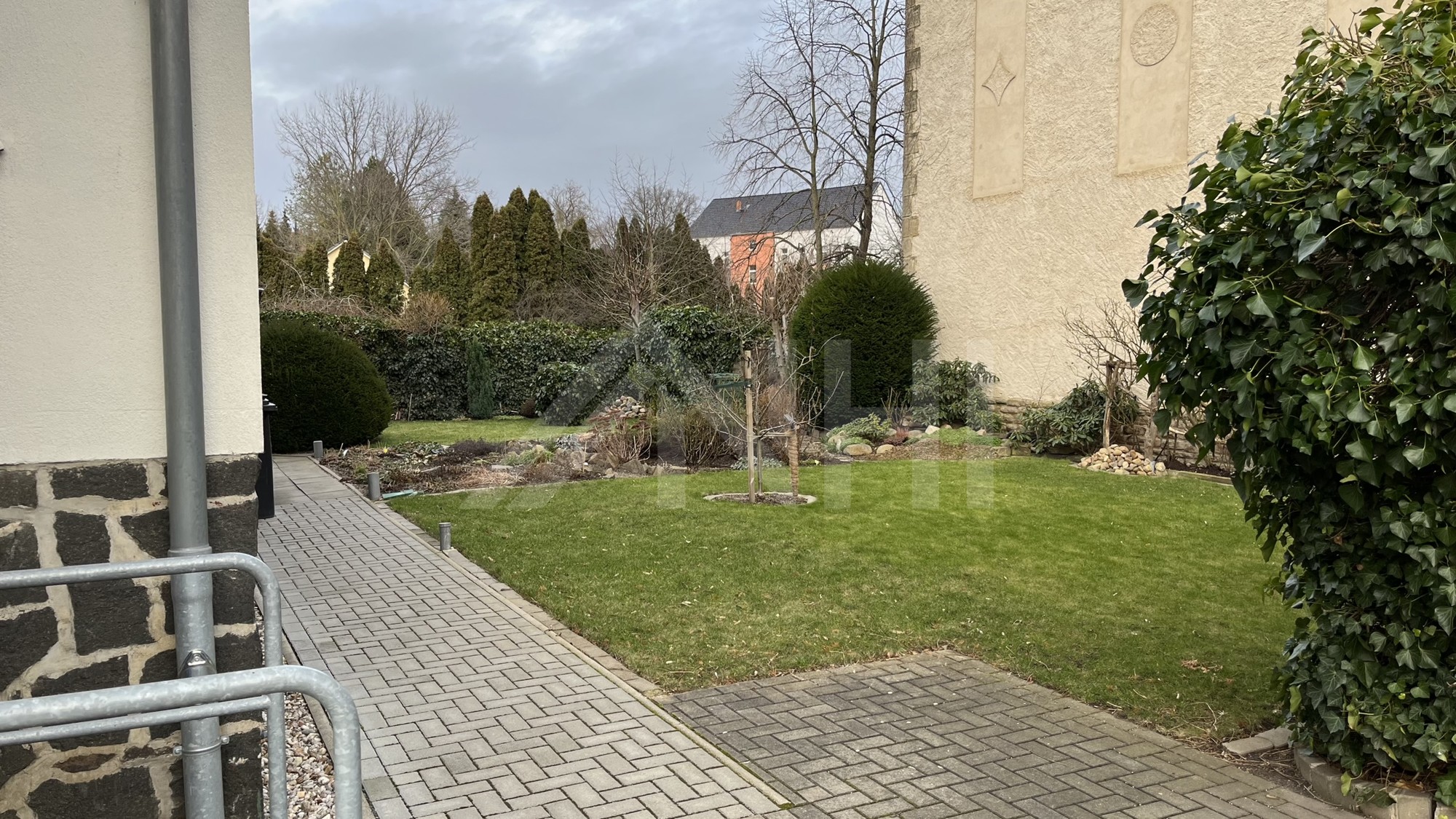 07_nachhause-immobilien_7eac777b-1d52-4644-88f7-1c7c00c4a2b4_bild Top- Rendite, Top-Zustand, Top-Mieter ... SORGLOS Mehrfamilienwohnhaus in Wittenberg