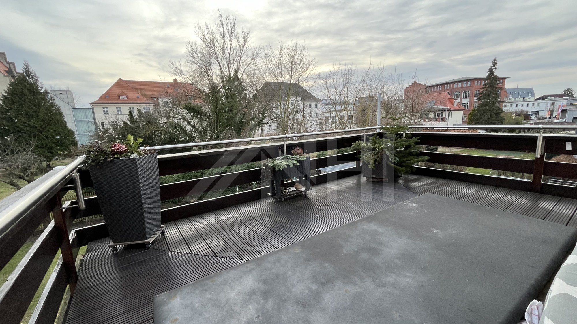 09_nachhause-immobilien_2ea29e69-ce09-4272-b100-6fbc16358667_bild Top- Rendite, Top-Zustand, Top-Mieter ... SORGLOS Mehrfamilienwohnhaus in Wittenberg