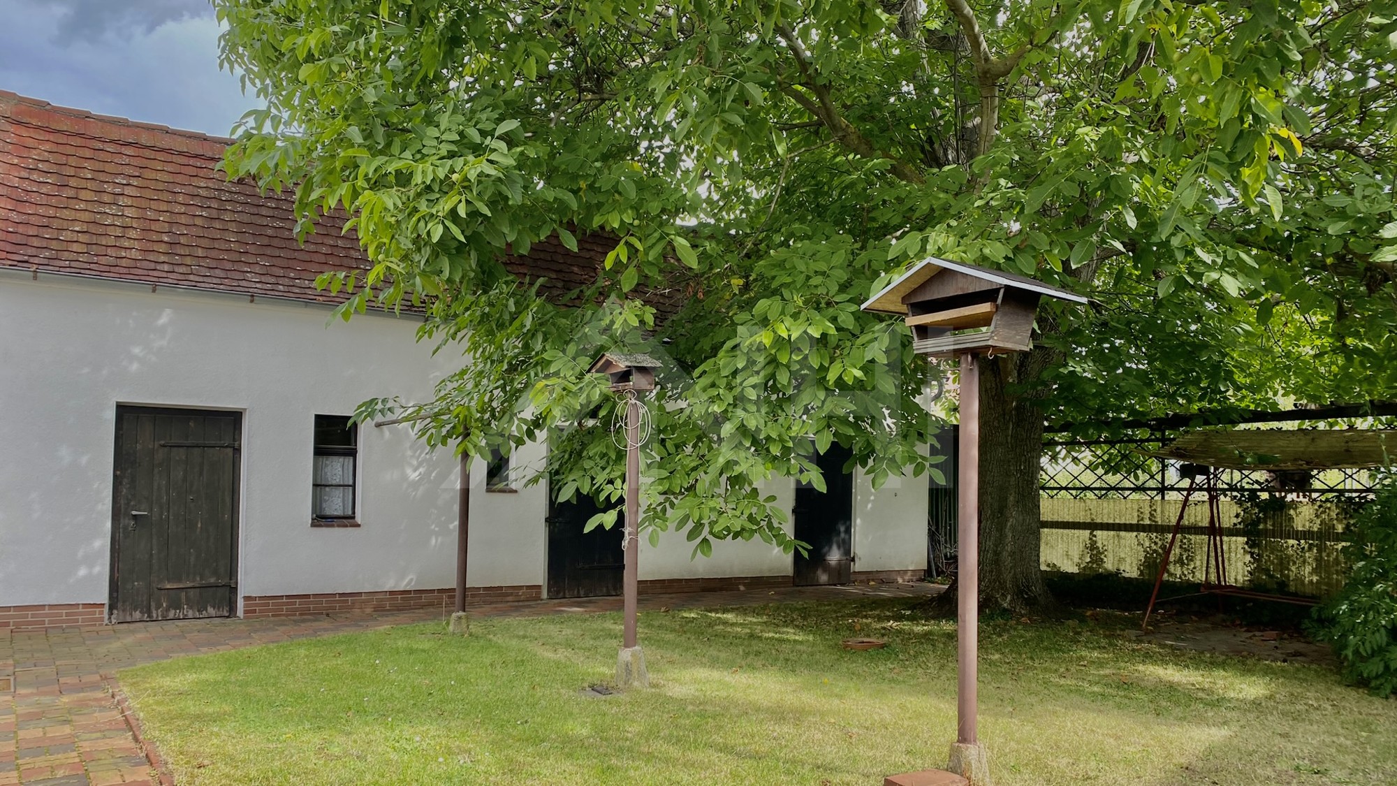 Zum Verkauf steht ein