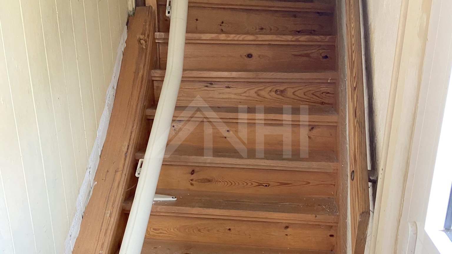 31_nachhause-immobilien_173c7c08-d2af-4526-8787-f9d74a150e86_bild Optimal f&uuml;r eine junge Familie, die das Wohnen im Gr&uuml;nen sch&auml;tzt ... Kleines Einfamilienhaus auf gro&szlig;em Grundst&uuml;ck