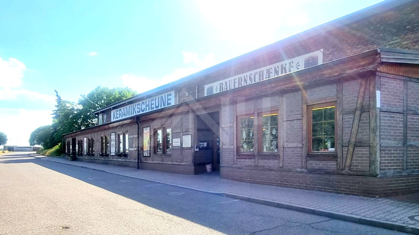 gro&szlig;en Grundst&uuml;ck