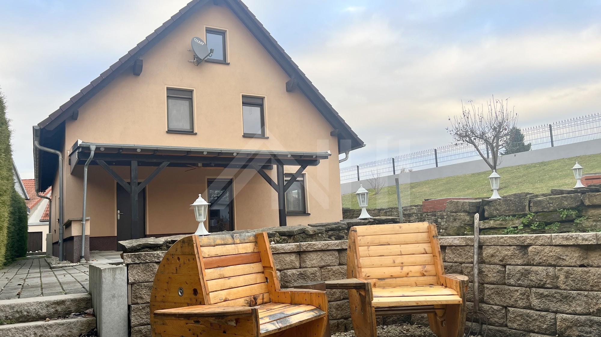 01_nachhause-immobilien_2265d7b6-276d-43f5-8dcd-9452d343a756_titelbild Im Osten des Gr&uuml;nen Herzens Deutschlands ... Modernes Einfamilienhaus mit Garage