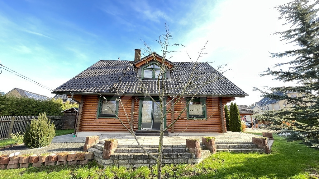 02_nachhause-immobilien_d0ae1355-c08a-4fb8-8082-62b97ef4a826_bild Wohnglück auf großem Grundstück ... Charmantes Einfamilienhaus mit zusätzlichem Bauland, Carport, Garage und Wohlfühlgarantie in Treben