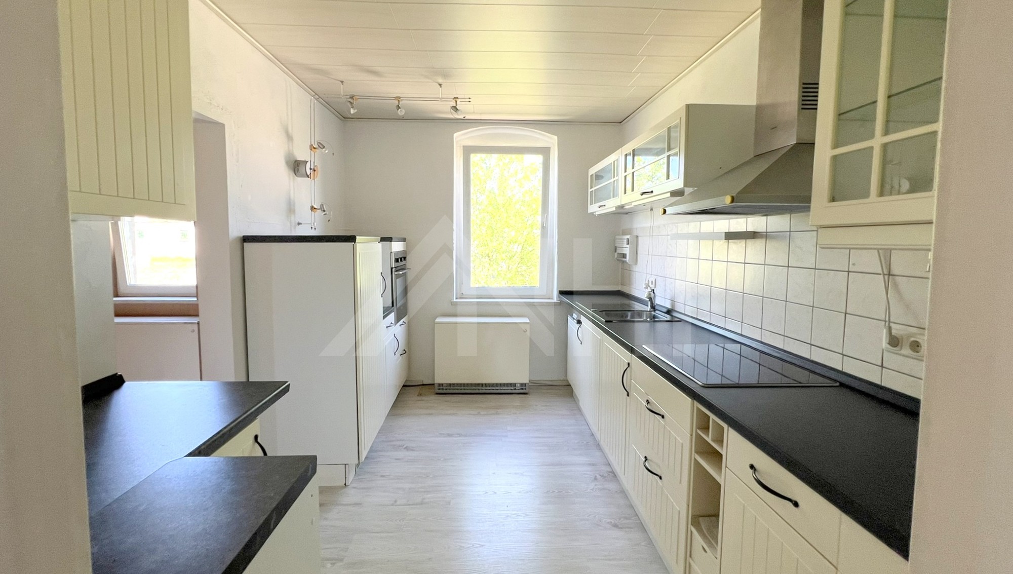 02_nachhause-immobilien_c244bf2d-c3a5-4649-afbb-a6c94cf55ff3_bild Familienfreundliches Wohnen in Grimma … viel Platz unter einem Dach … großes Einfamilienhaus für Jung und Alt