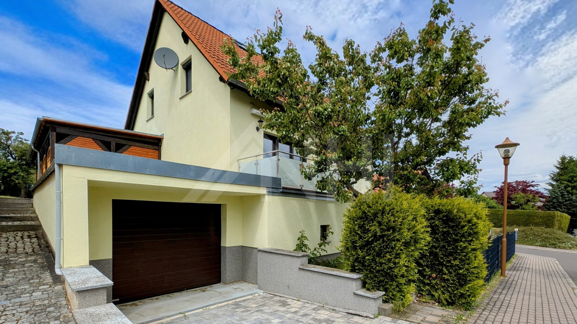 Modernisiertes Familienidyll in ruhiger Lage von Altenburg ... Einziehen, wohlfühlen, durchatmen
