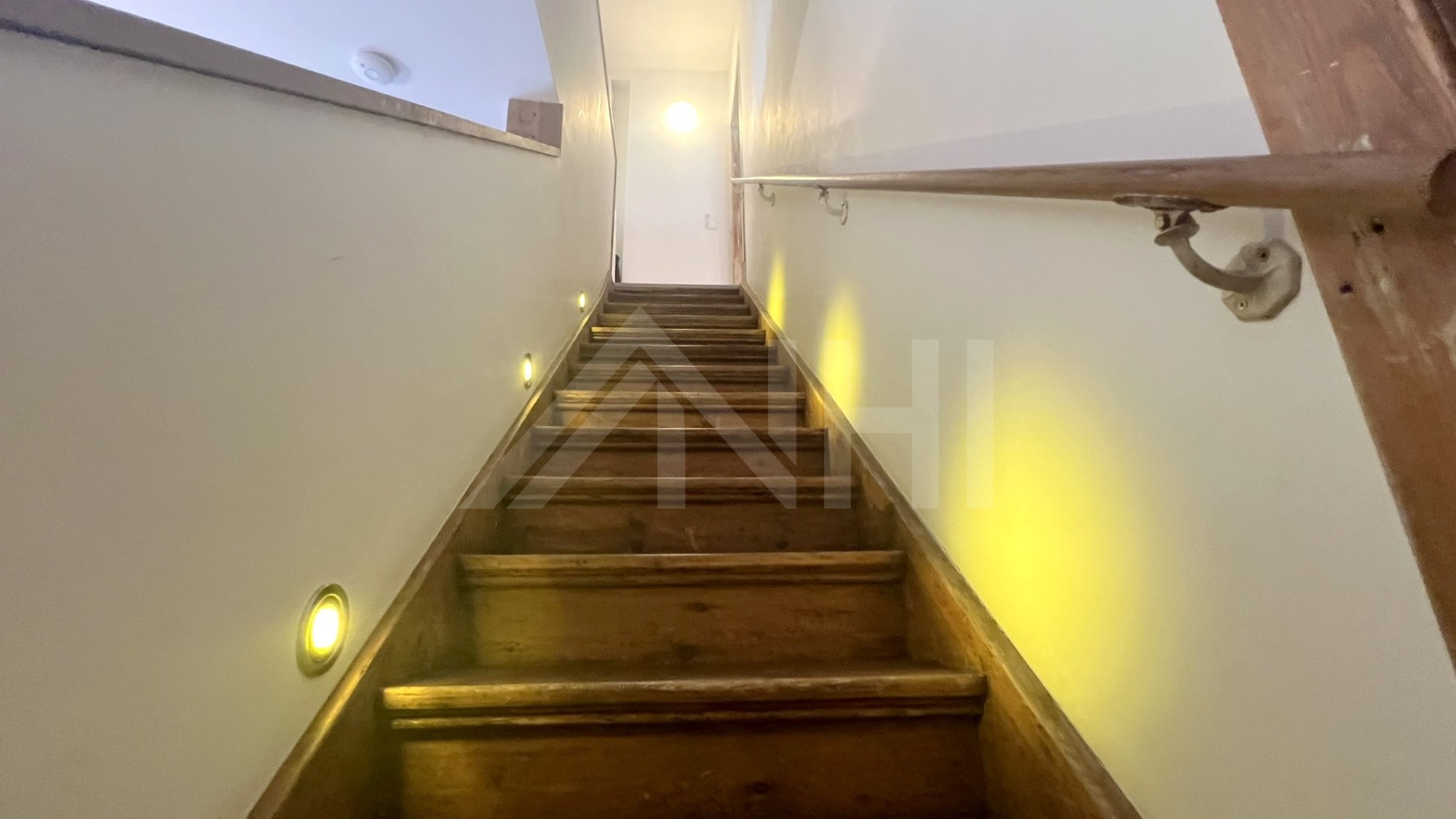 03_nachhause-immobilien_6e2de781-2464-4260-b7f9-5b2251fce4ee_bild Platz für Visionen ... Stillvolles Familienzuhause in Bestlage von Marienbrunn
