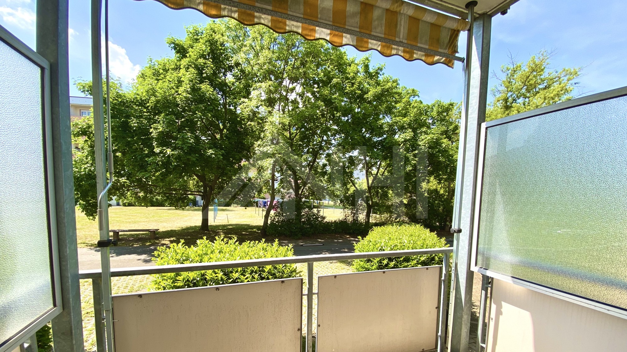 Kapitalanlage mit Flair  ... 2,5% AfA - Vermietete 2-Zimmer-Wohnung mit Balkon