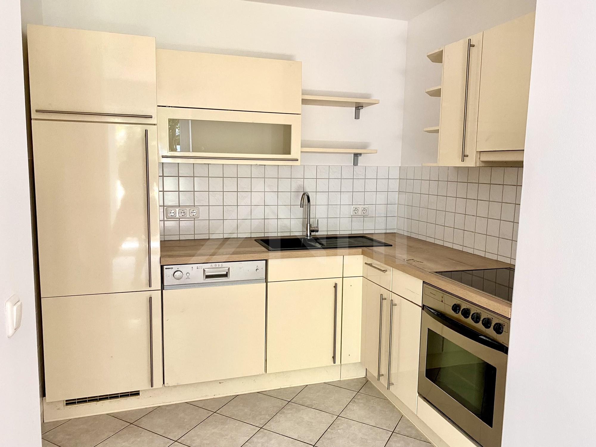 14_nachhause-immobilien_bba3f20f-3c5f-471c-9dba-7d576f6db6ac_bild Kapitalanlage mit Flair  ... 2,5% AfA - Vermietete 2-Zimmer-Wohnung mit Balkon