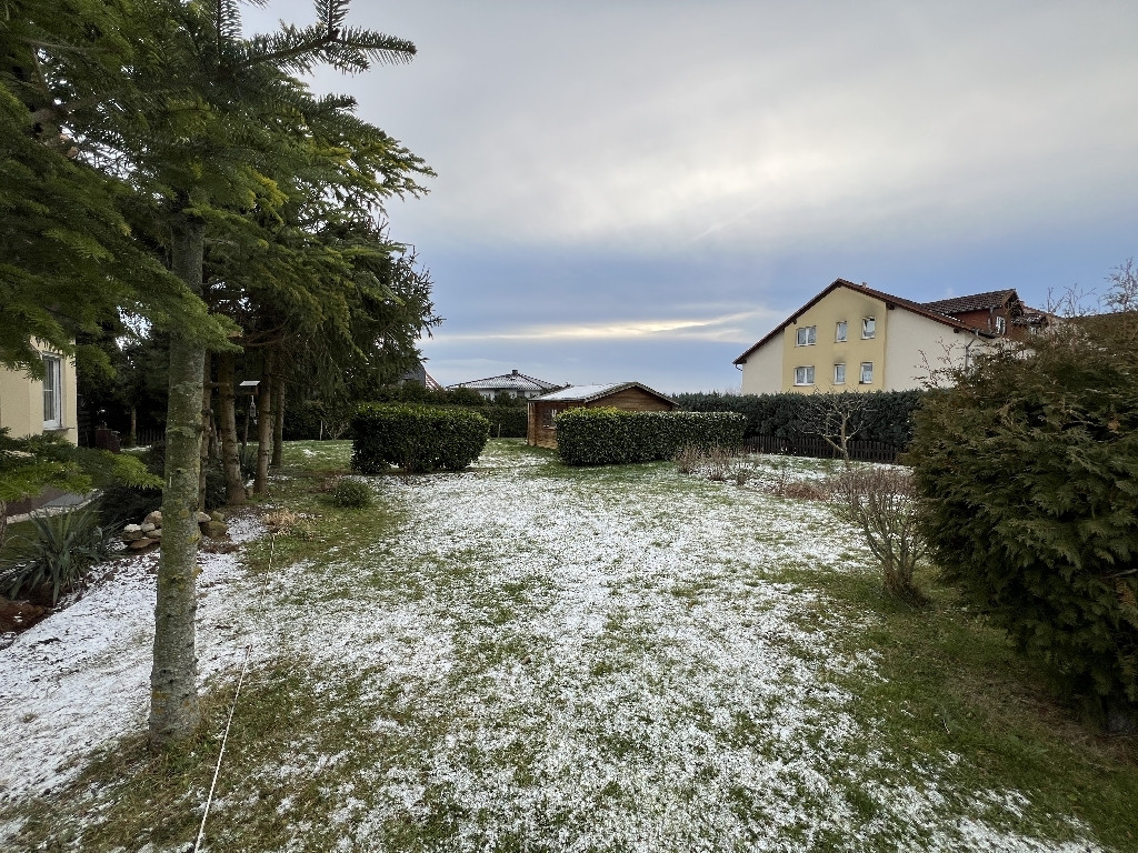 Wohnbaugrundstück für Einfamilienhaus in der Borkener Straße 14 in  06682 Teuchern mit 451m².