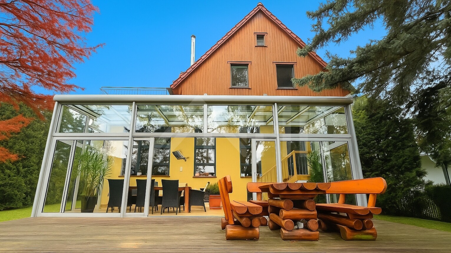 05_nachhause-immobilien_ab18184d-5cde-4f6e-a0bd-ac931303bfe5_bild Ein außergewöhnlich reizvolles Wohnumfeld ... Großzügiges Wohnen mit direktem Seezugang