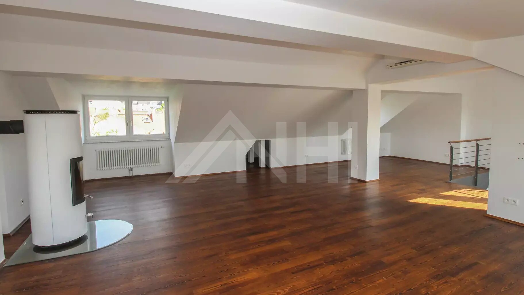 02_nachhause-immobilien_eb40c810-274b-4425-9197-5c48b54e9f6e_bild Direkt am Rosental ... Repräsentatives Stadthaus zum sofortigen Einzug