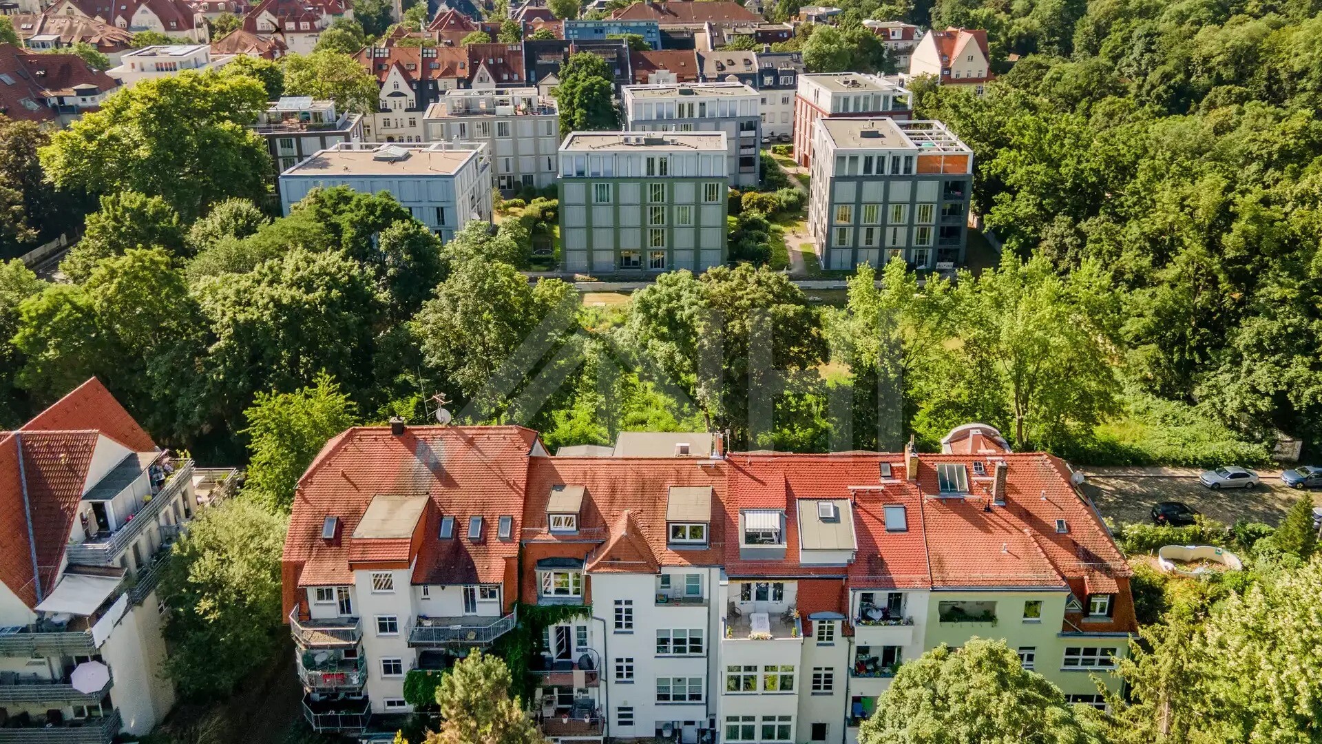 05_nachhause-immobilien_e131a44c-8bca-4b71-a090-f5922d5e65b2_bild Direkt am Rosental ... Repräsentatives Stadthaus zum sofortigen Einzug