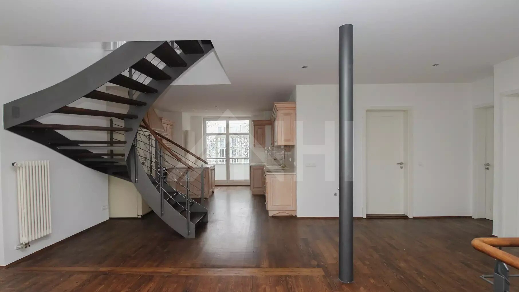 13_nachhause-immobilien_a15632c2-383b-4e32-9657-a9fe652308ab_bild Direkt am Rosental ... Repräsentatives Stadthaus zum sofortigen Einzug