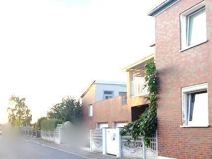 und drei Garagen auf einem und drei Garagen auf einem