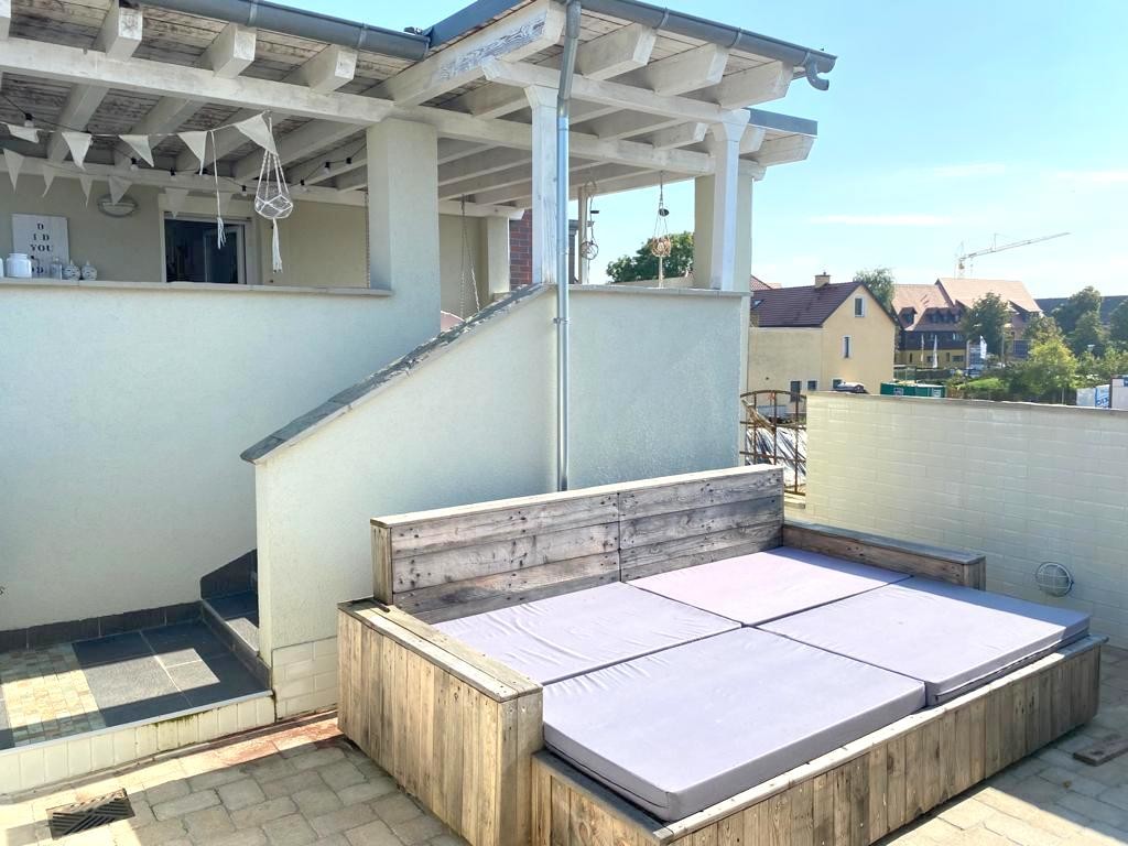 Von den sonnigen Terrassen aus Von den sonnigen Terrassen aus